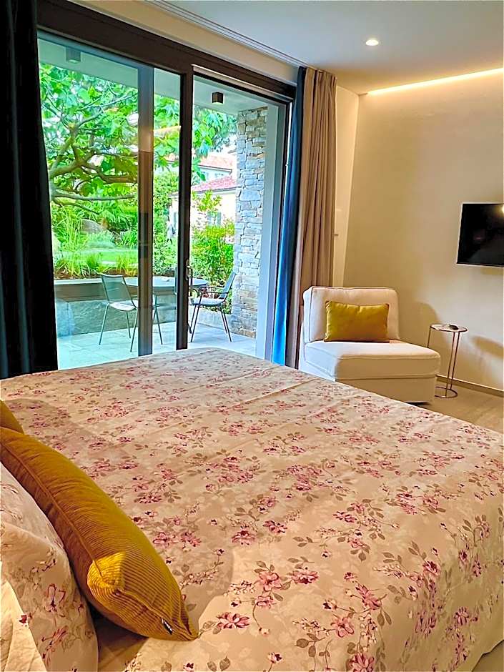 Villa Costantina with heated POOL