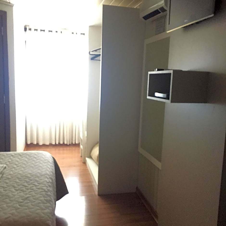 Hotel Morada dos Pinheiros