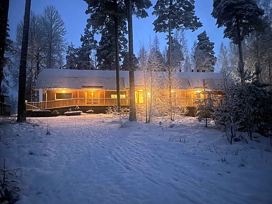 Pinewood Guesthouse