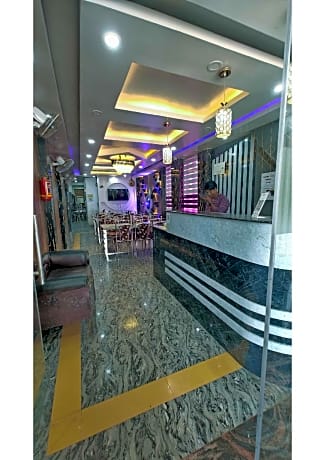 Hotel Subudhi Palace