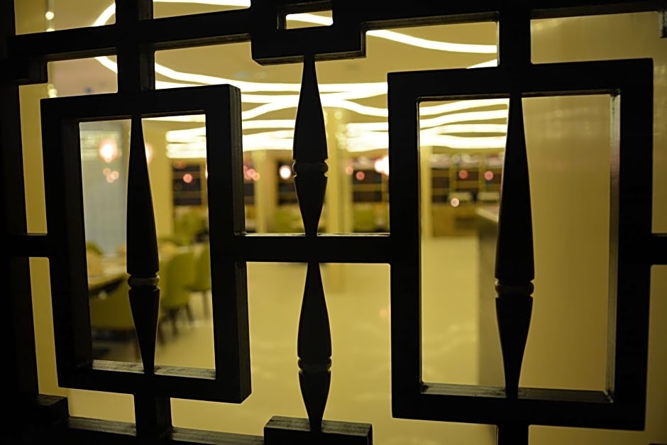 Prime Al Hamra Hotel