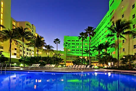 Holiday Inn Miami Beach-Oceanfront, an IHG Hotel By IHG