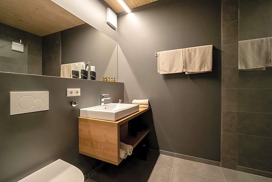 GästeHAUS & HOFladen Familie Öllerer