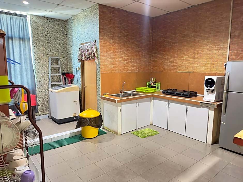 VIE HOMESTAY TAWAU