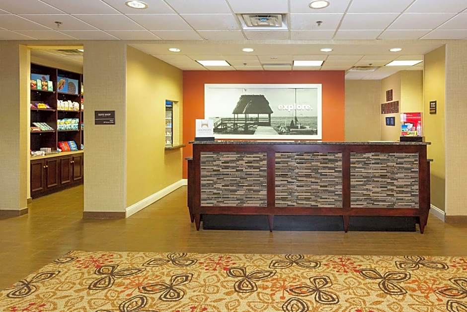 Hampton Inn By Hilton & Suites Jacksonville-Airport