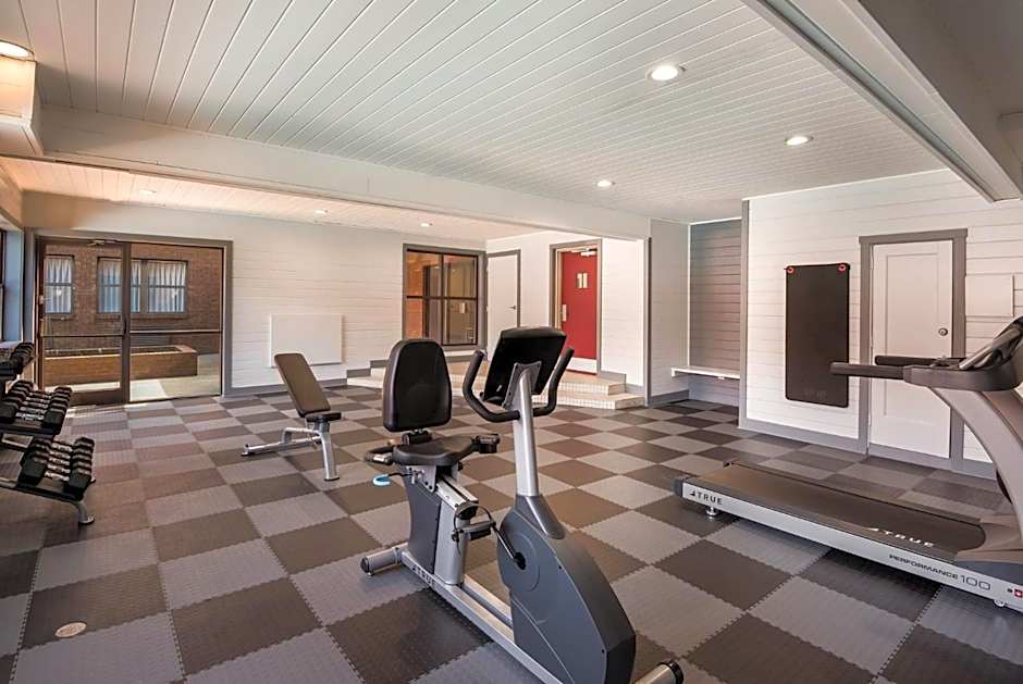 Red Roof Inn & Suites Lexington - Hamburg