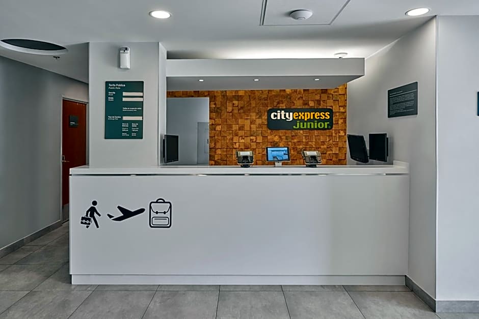 City Express Junior by Marriott Ciudad Del Carmen Aeropuerto