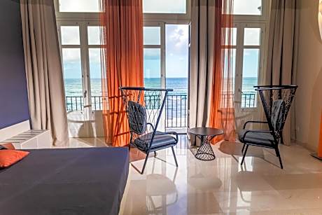 Central Gallery Rooms- Palazzo D'Ali' Staiti XIX