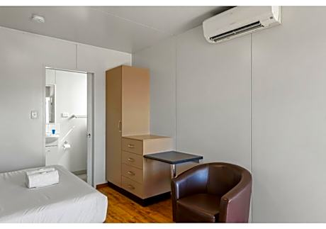 Standard Studio - Sleeps 2