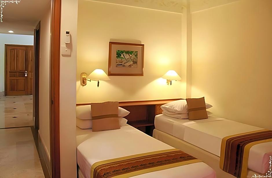 Club Bali Family Suites @ Legian Beach