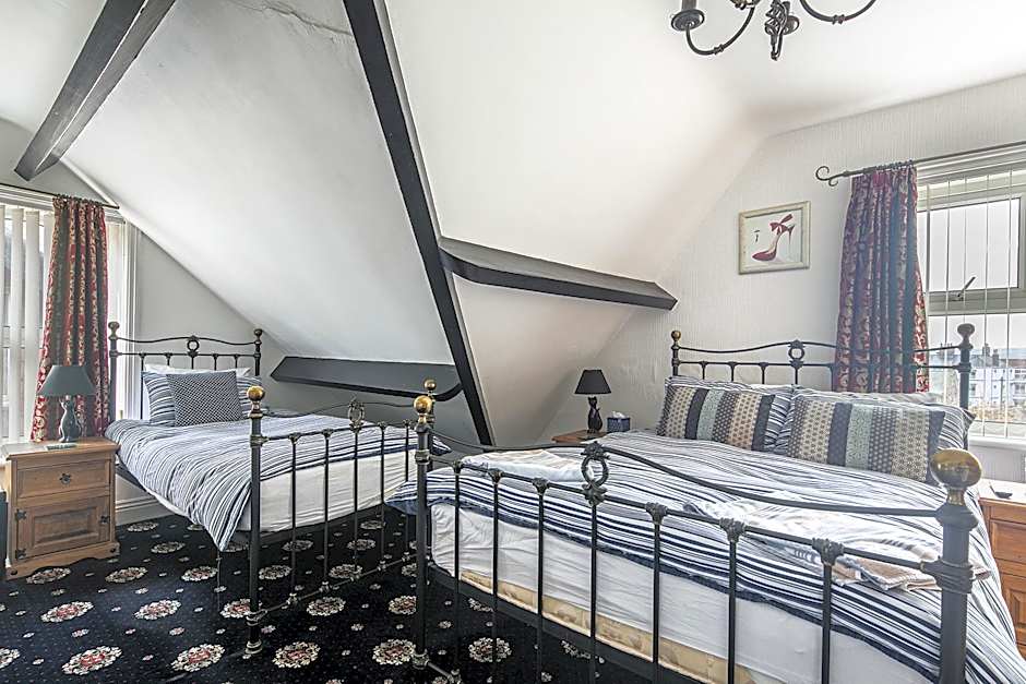 Esklet Guest House
