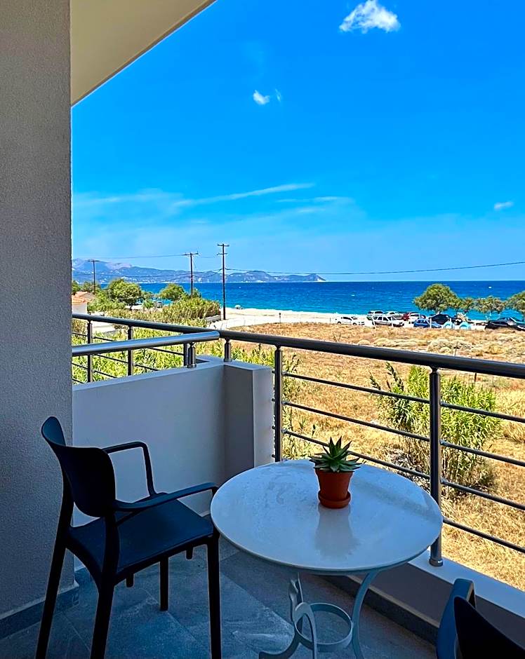 Irini Seaside Luxury Apartments