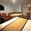 At 9 Motel Near Freehold I-195