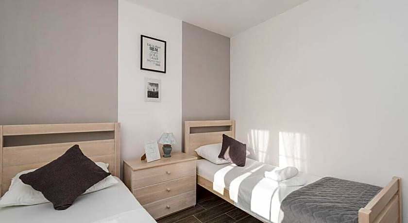 Villa Kirsten with heated pool, jacuzzi and sauna - by TA Leut Agency