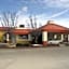 Quality Inn & Suites Kansas City I-435n Near Sports Complex