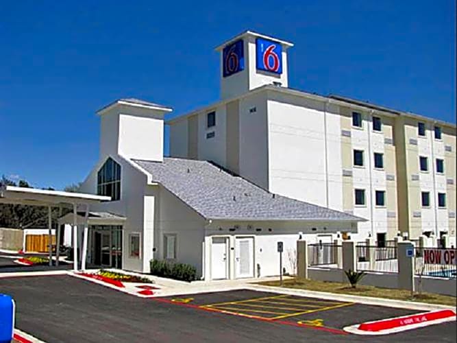 Motel 6-Marble Falls, TX