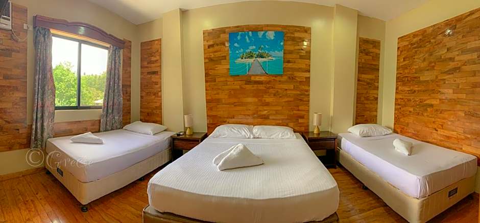 Photo 1 of 12 of Suite, Balcony