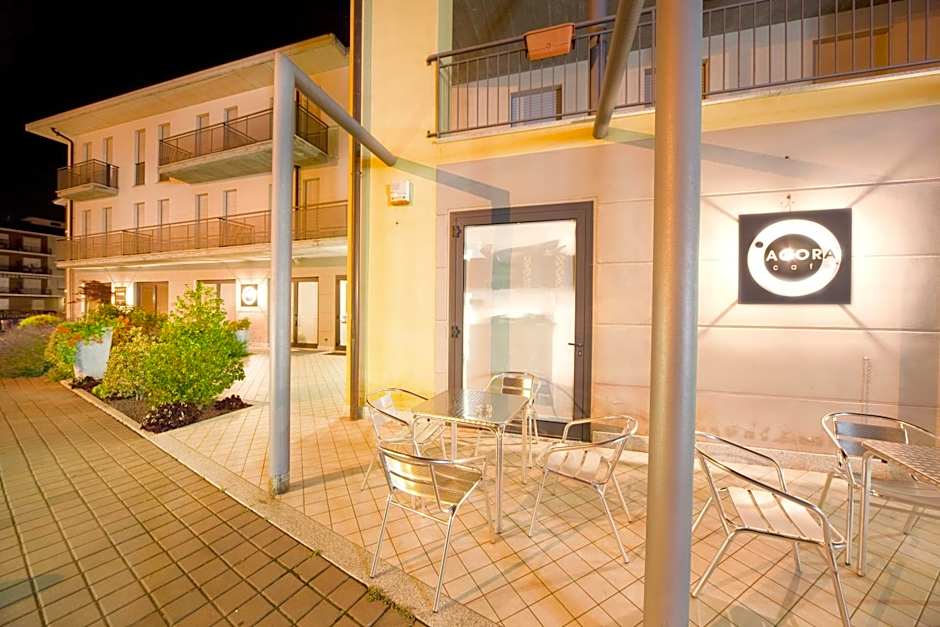 Agora Hotel