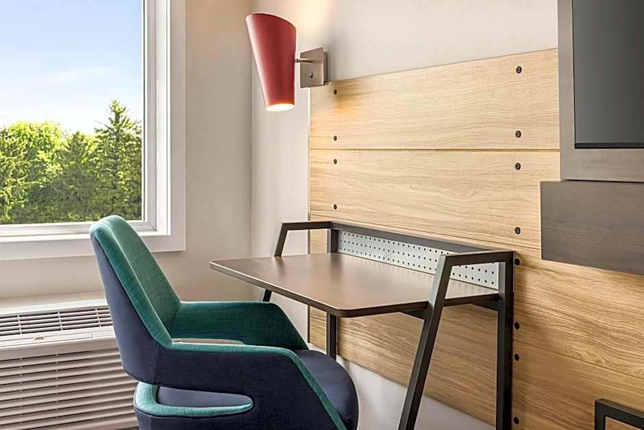 Tru by Hilton Martinsburg