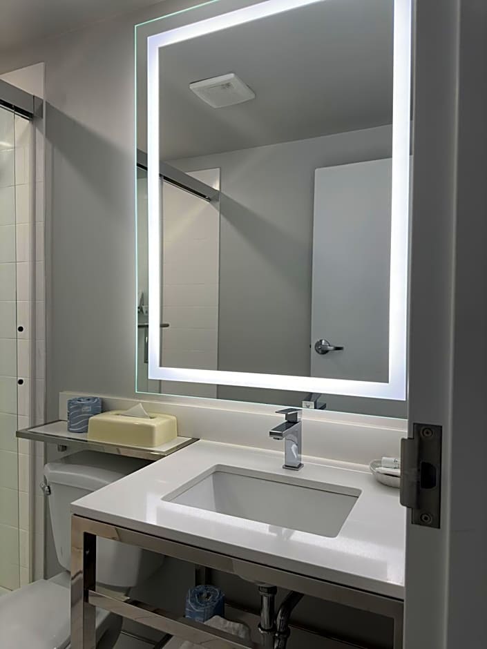 Travelodge by Wyndham Regina