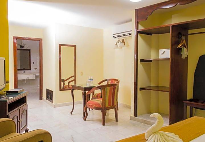 Hotel Madan Cárdenas