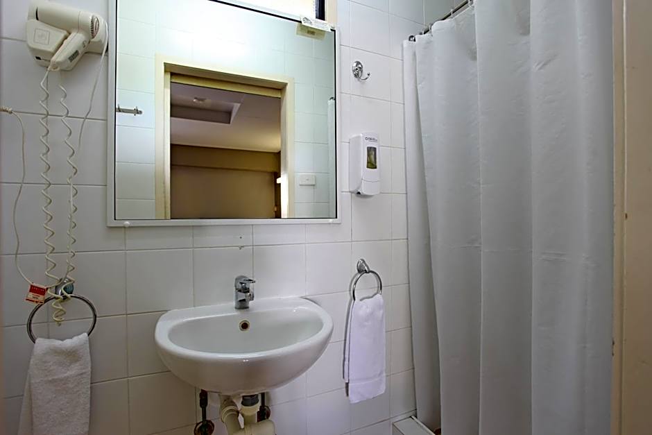 Tandara Hotel Motel