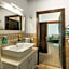 Castrum Wine Relais - Albergo Diffuso