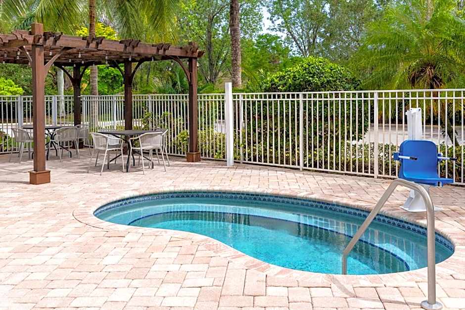 Hampton Inn By Hilton And Suites Coconut Creek