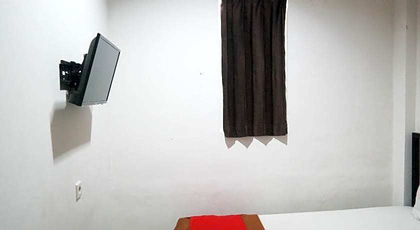 OYO 90062 Ava Guesthouse