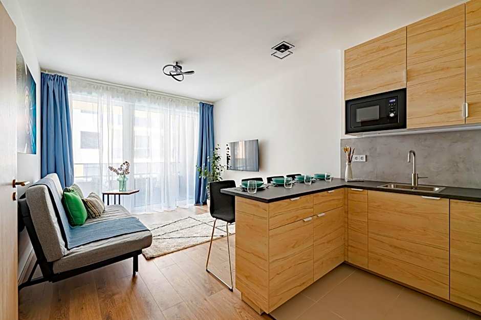 WestSide Garden Apartments by FirstHost