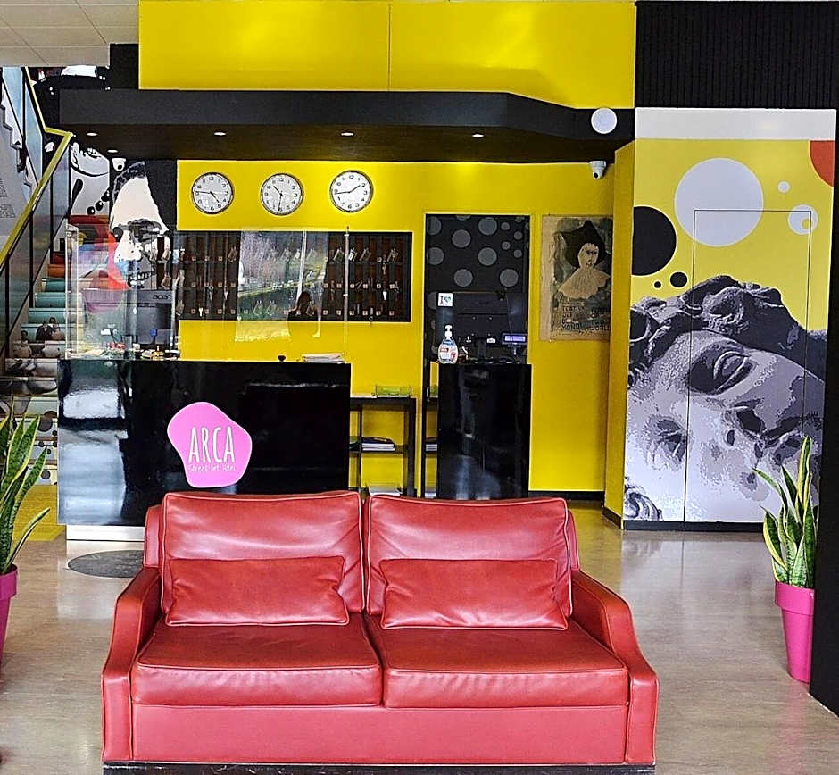 LH Hotel Arca Street Art