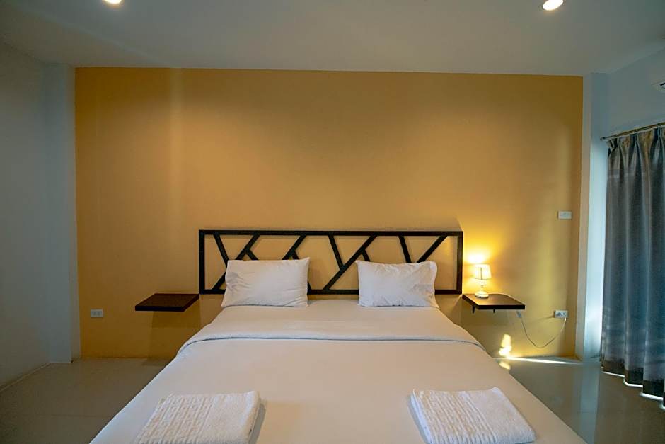 Somsamai Style Apartment