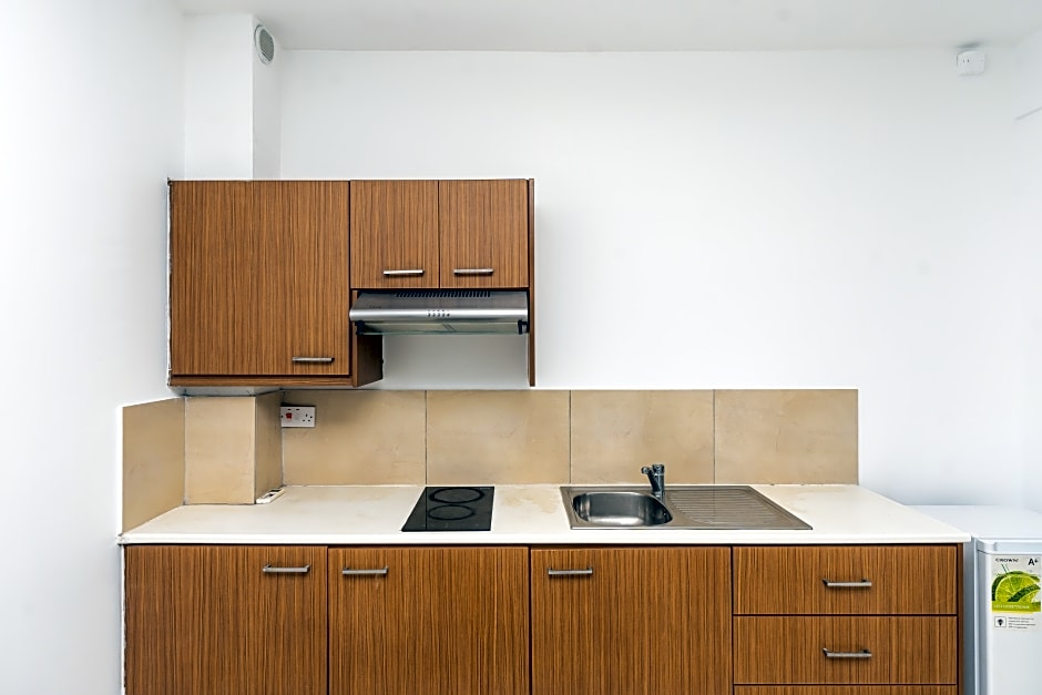 Flora Hotel Apartment