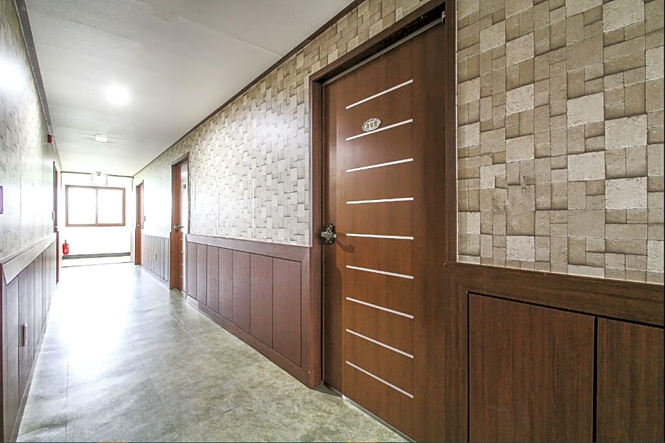 Woorim Hotel