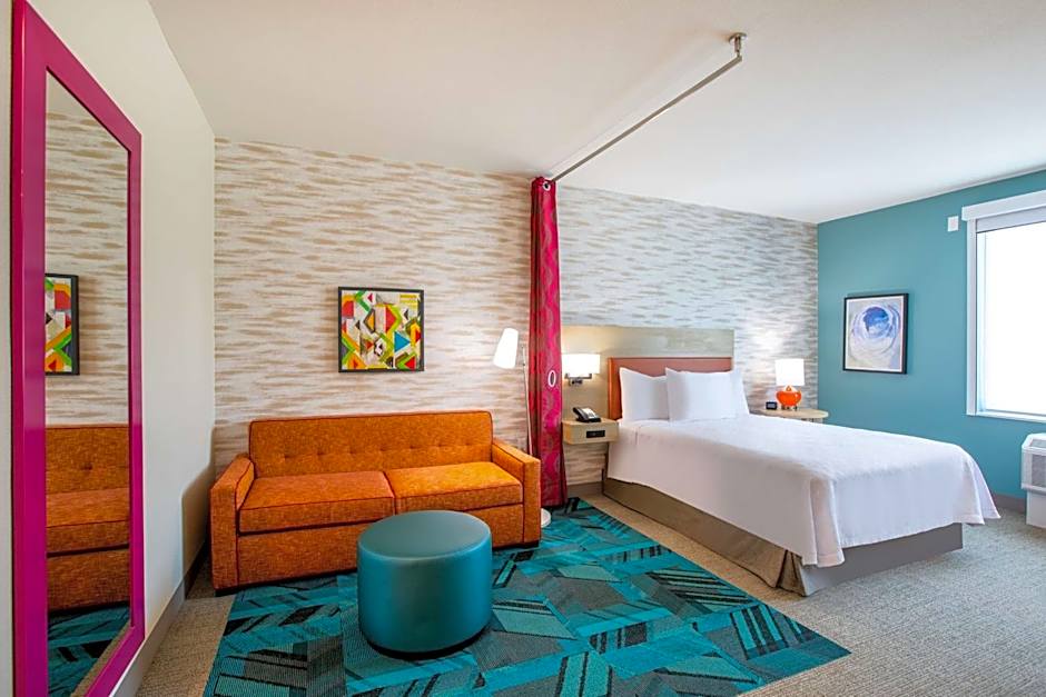 Home2 Suites by Hilton Carlsbad, CA