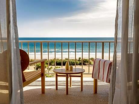 Trailborn Surf & Sound, Outdoor Collection by Marriott Bonvoy