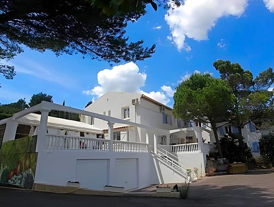 Le Sarac Hotel