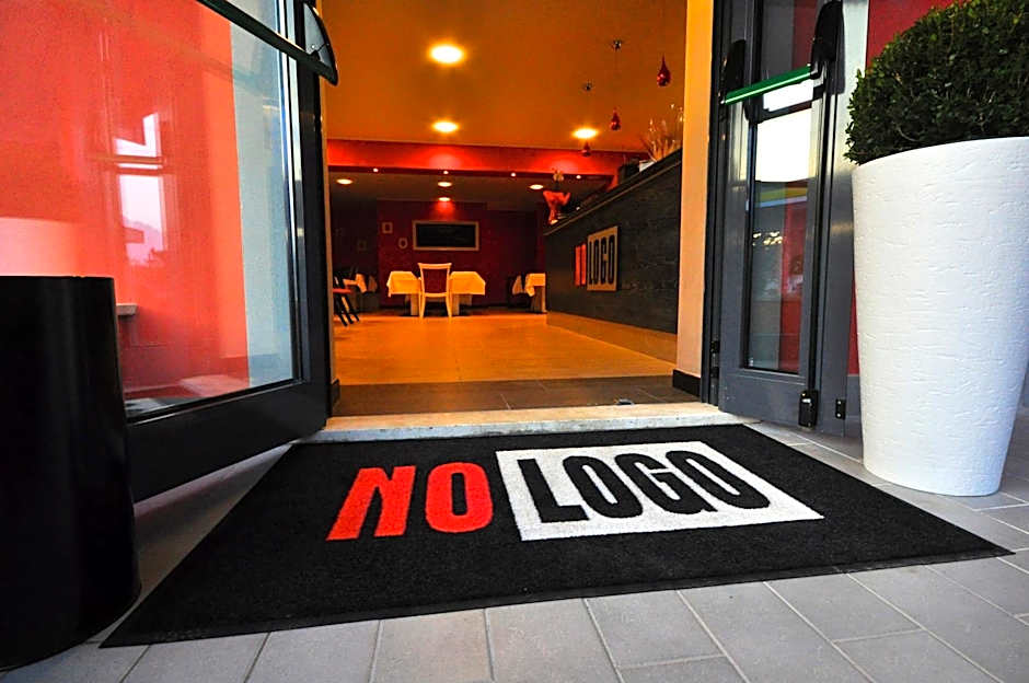 Hotel 325 Tor Vergata