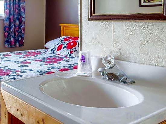 Knights Inn Woodstock