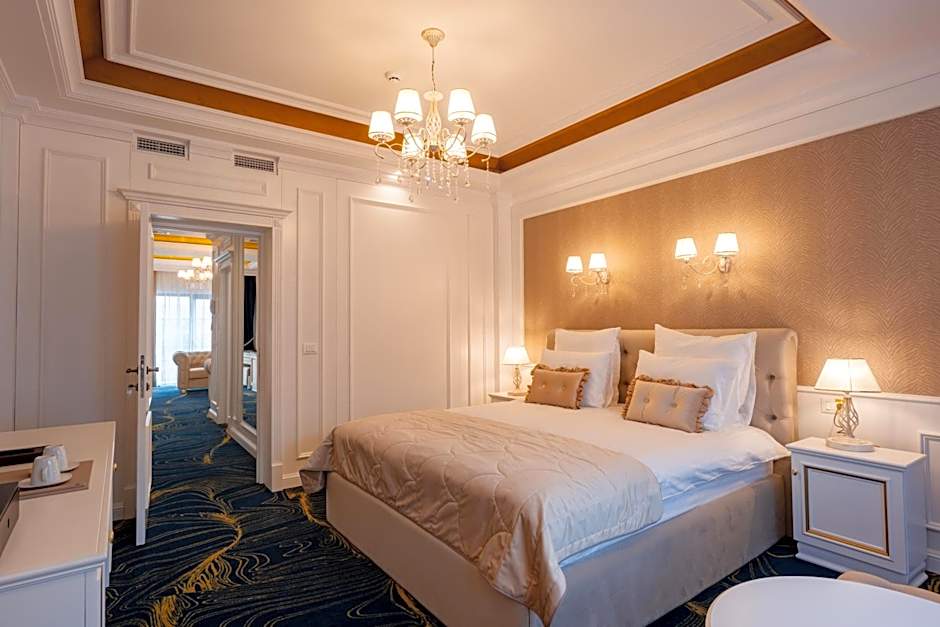 Hotel NOBLESSE Boutique&Spa