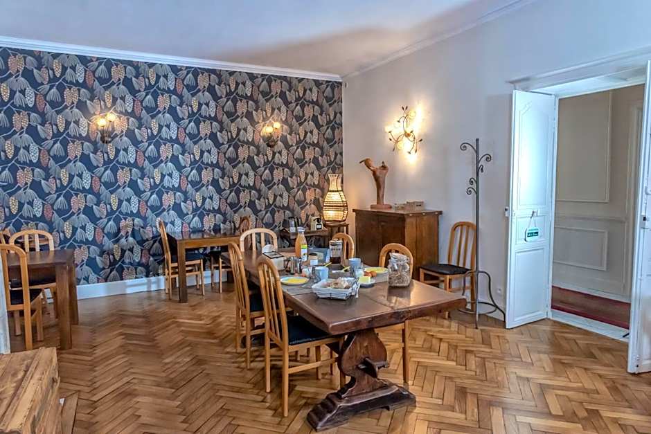 La Maison DUFFOUR chambres d'hôtes avec Petit Déjeuner