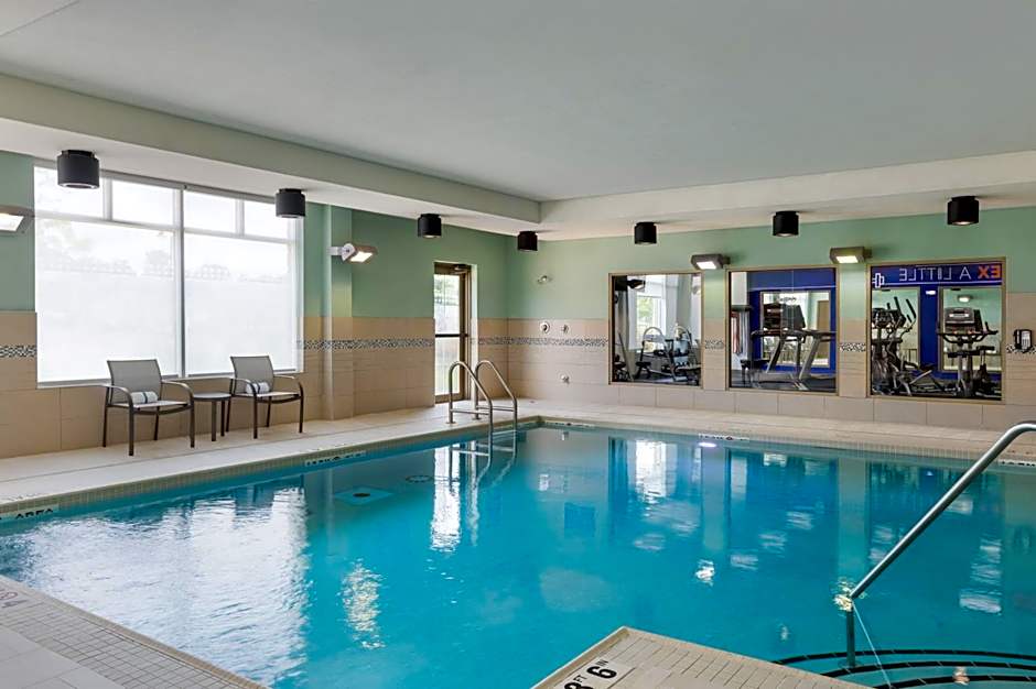 Holiday Inn Express & Suites Ottawa East-Orleans By IHG