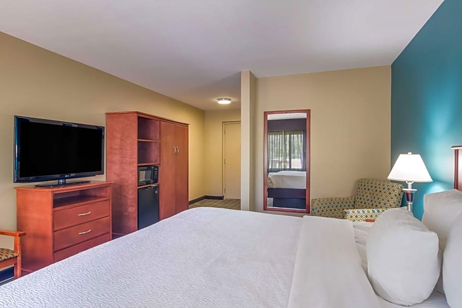 Best Western Plus Traverse City