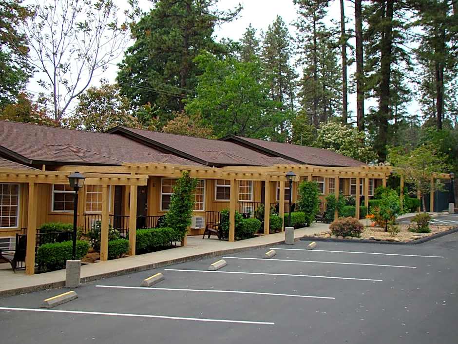 Ponderosa Gardens Motel