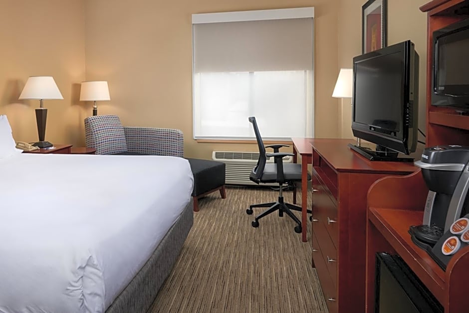 Holiday Inn Express Hotel & Suites Anniston/Oxford, an IHG Hotel