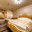 Hotel Ibaraki Charles Perrault no Shiroi Chapel - Adult Only