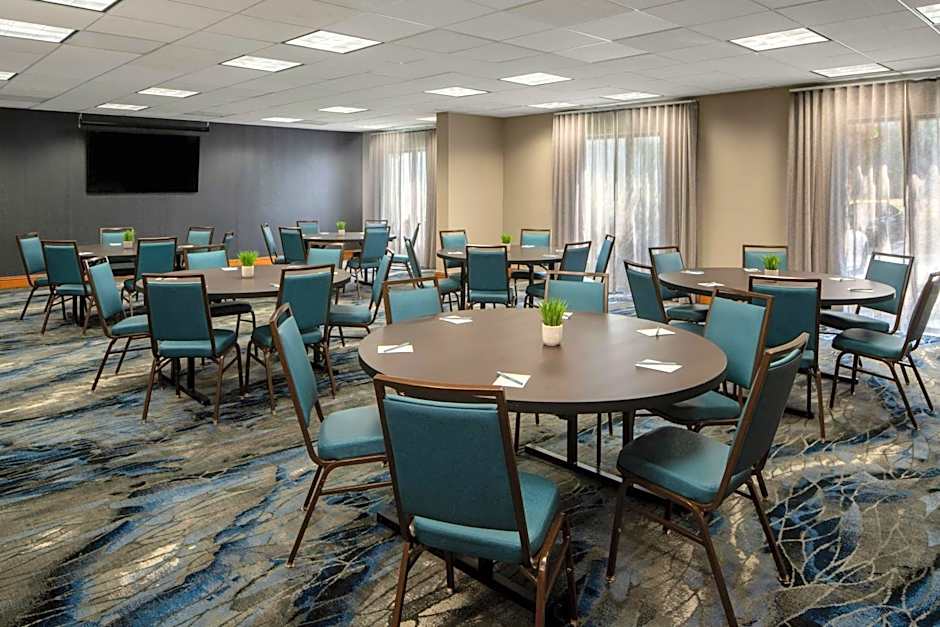 Fairfield Inn & Suites by Marriott Atlanta Airport South/Sullivan Road