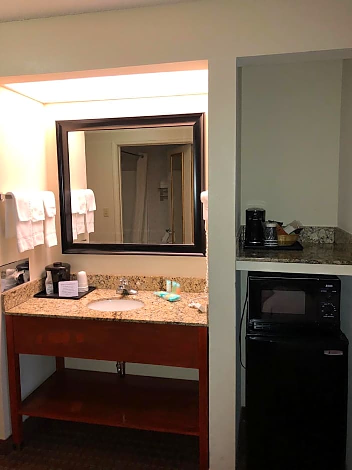 Millennium Inn