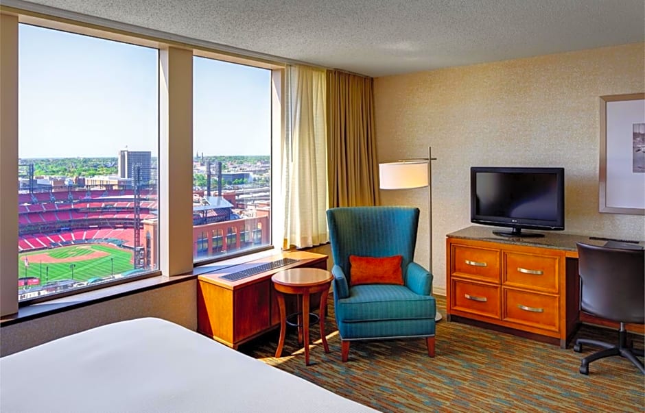Hilton St. Louis at the Ballpark