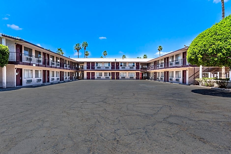 Knights Inn And Suites Yuma